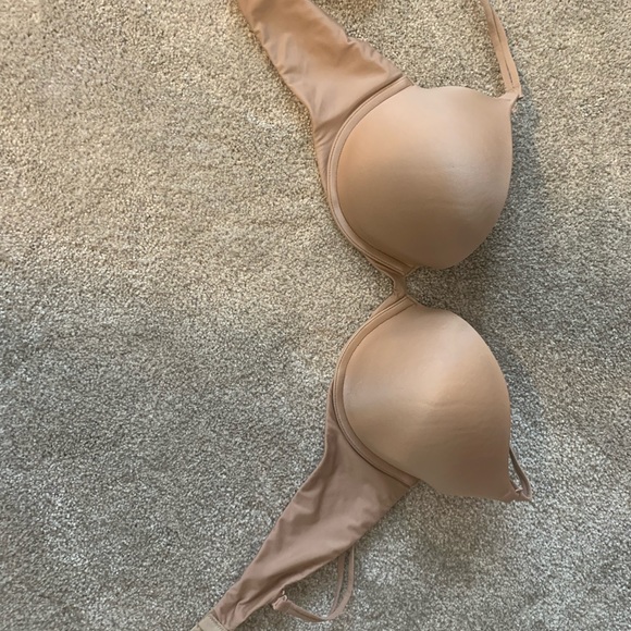 Victoria’s Secret Convertible Very Sexy Push up bra 38B beige. Padding removed - Picture 4 of 5